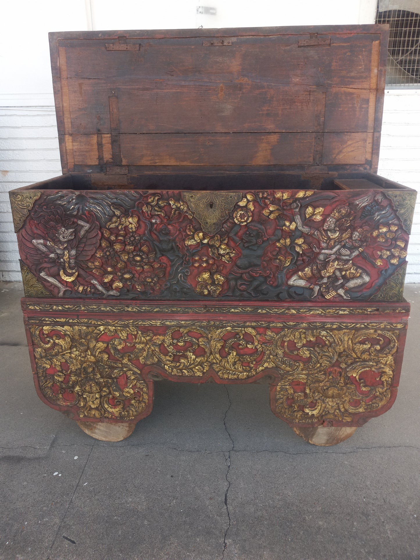 Gilded Wedding Coffer