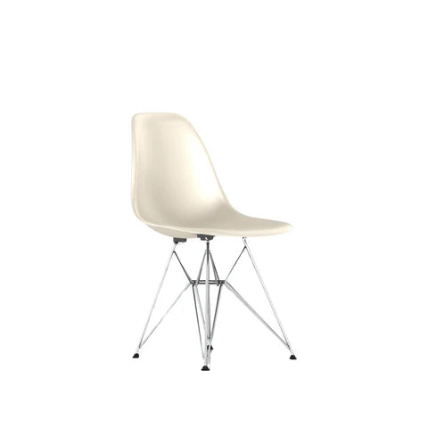 Eames Molded Fiberglass Side Chair - White