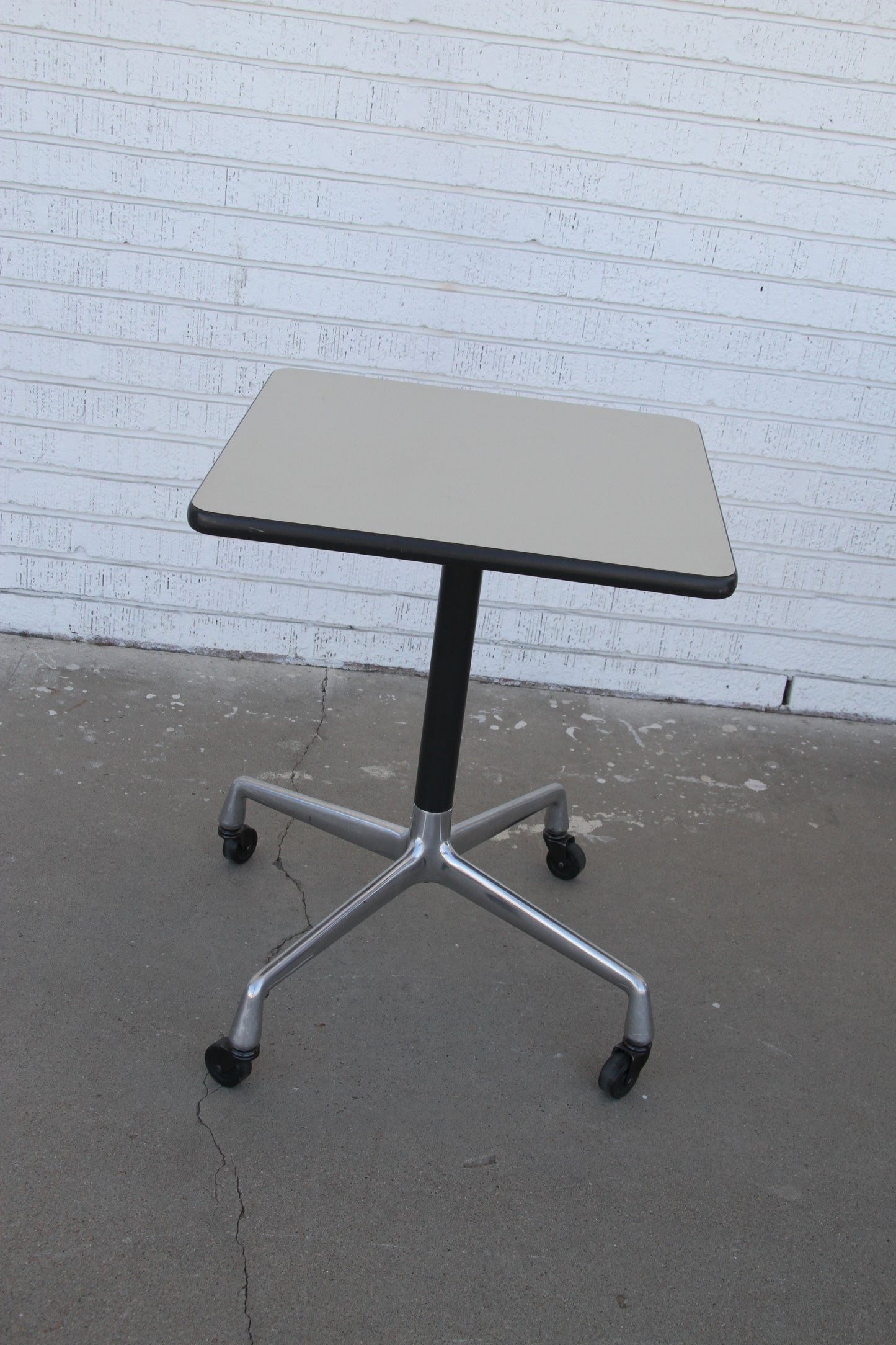 Vintage Eames Square Rolling table by Herman Miller