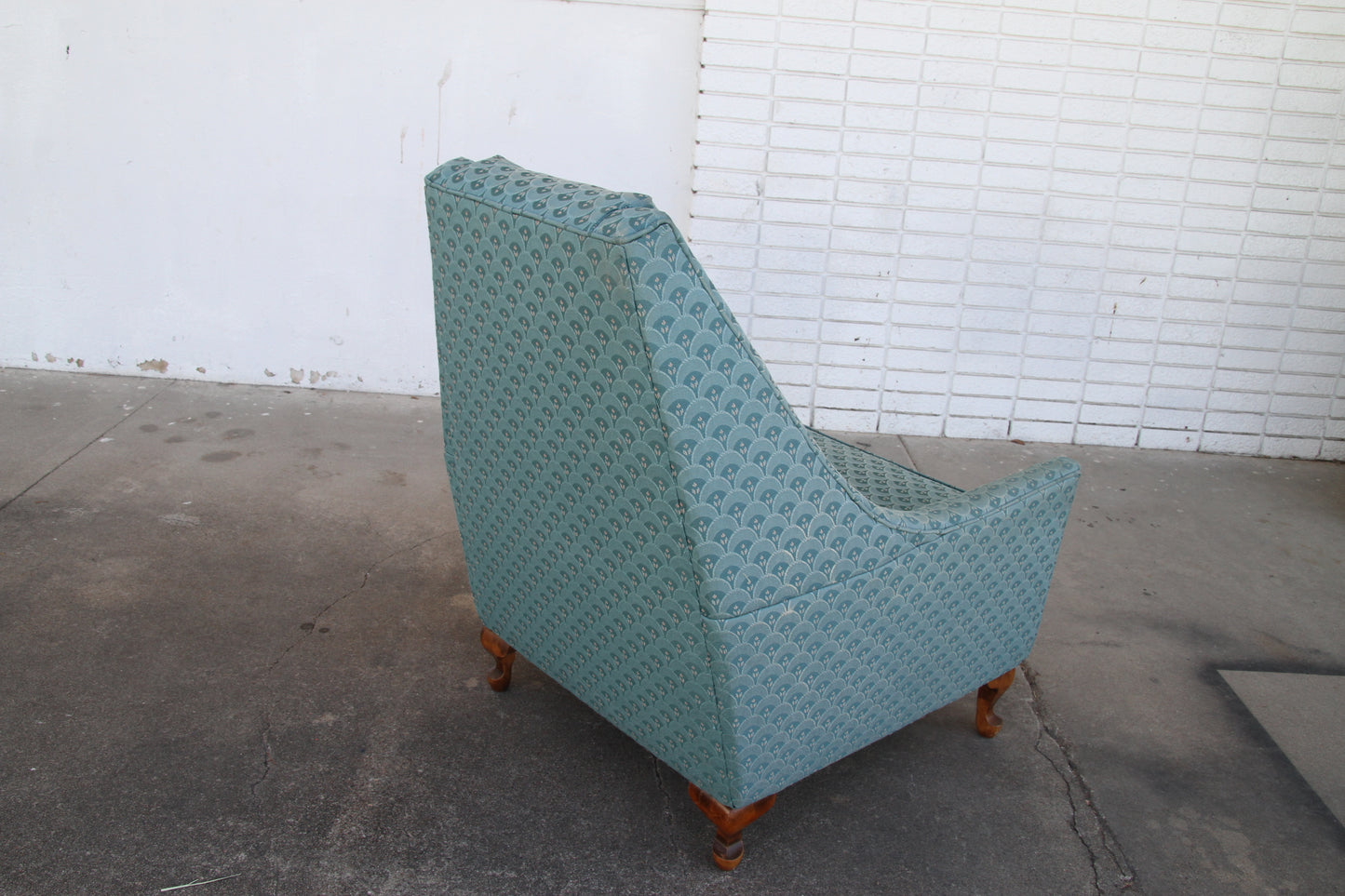 Green Lounge Chair