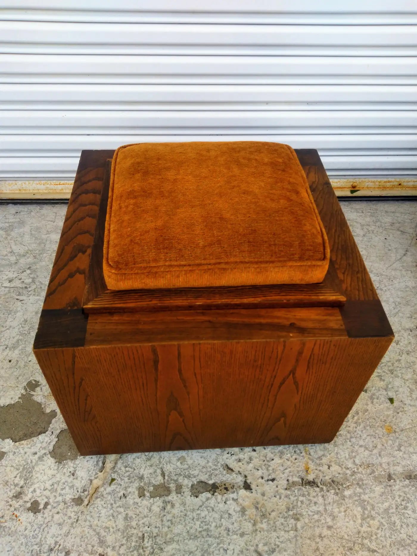 Lane Cube End Table/Stools on Casters