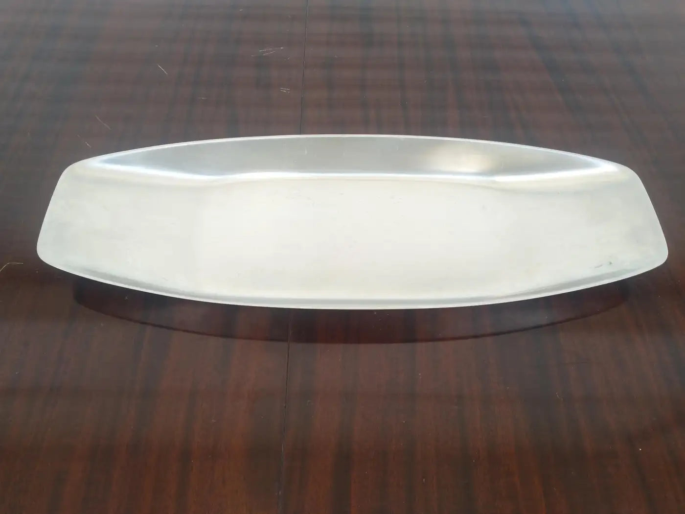 Cultura Stainless Steel Streamlined Serving Platter