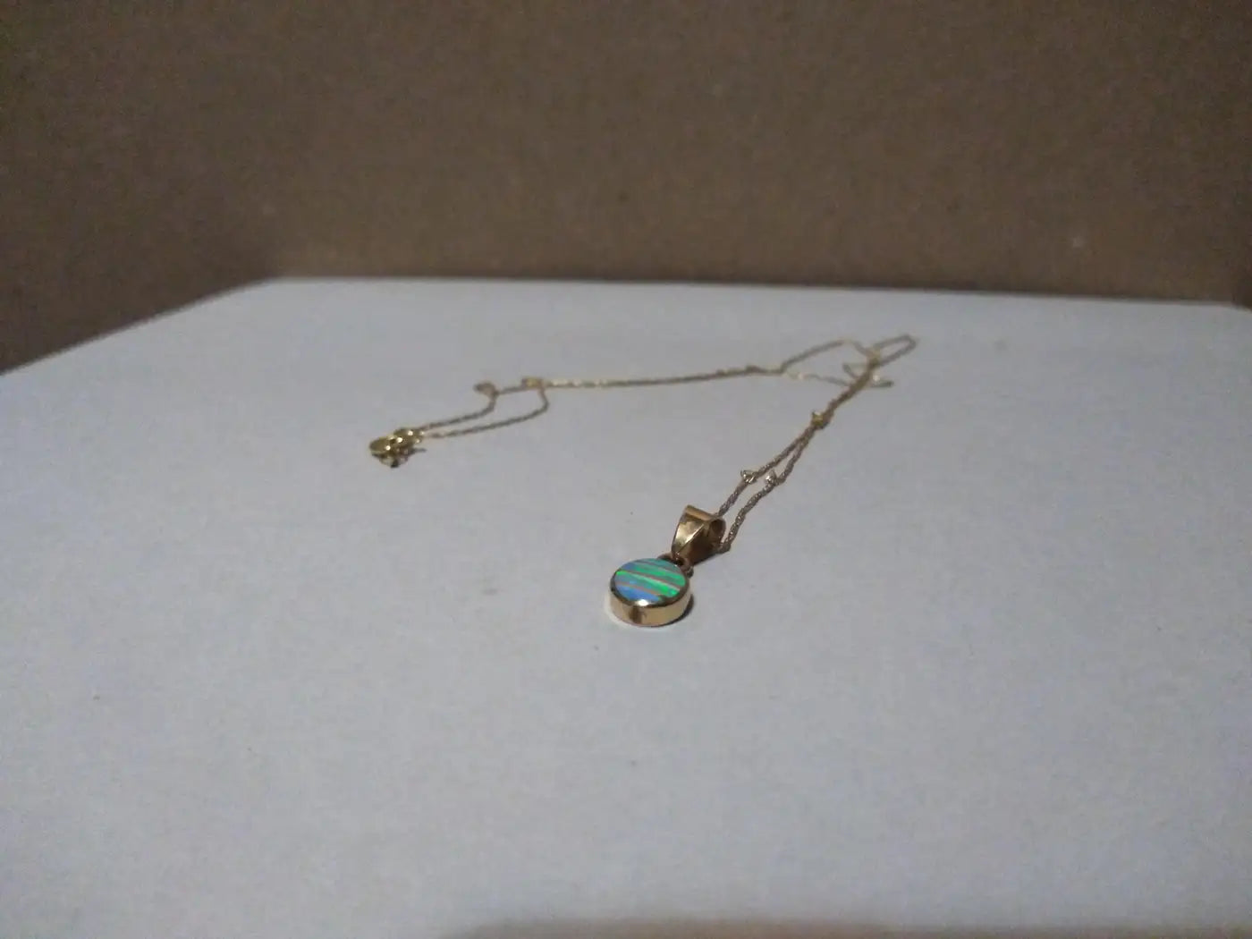 14k Gold Trace Necklace with Opal Pendant