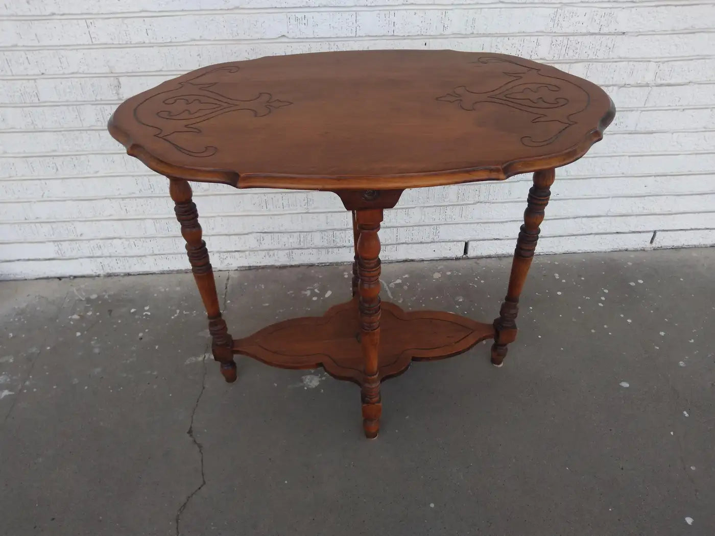 Antique Edwardian Walnut Side Table