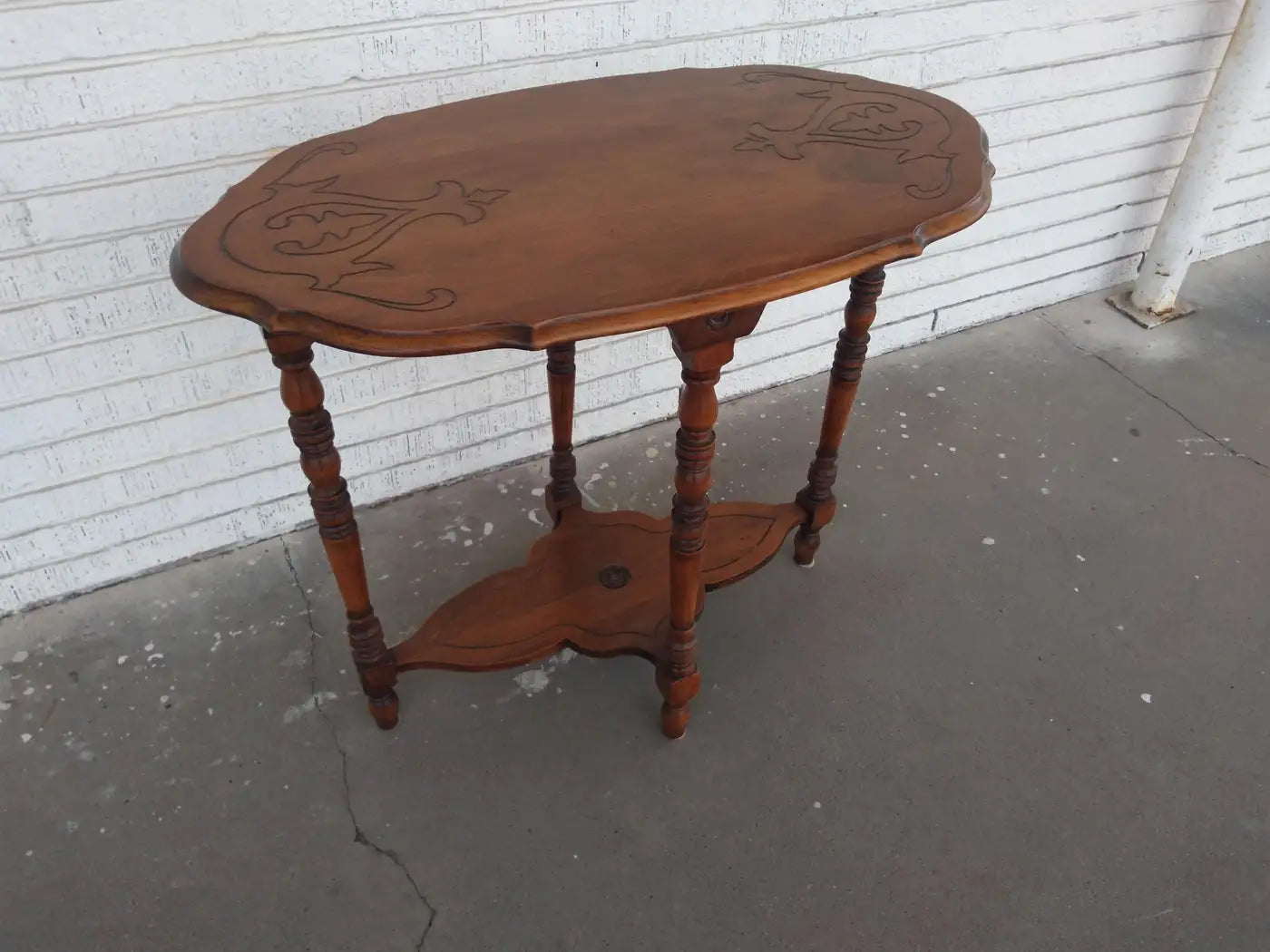 Antique Edwardian Walnut Side Table