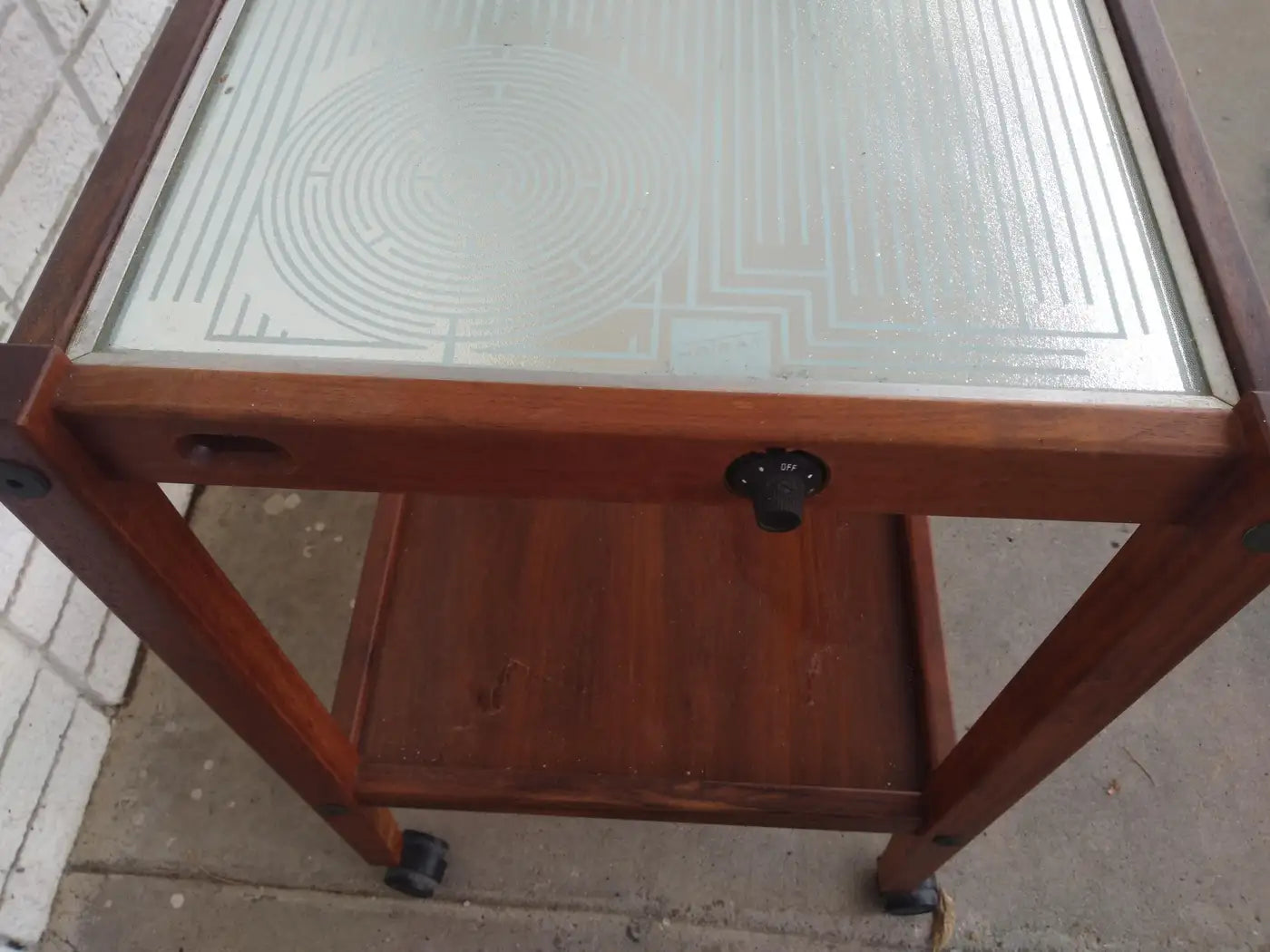 Salton Hotray Food Warming Cart and plates