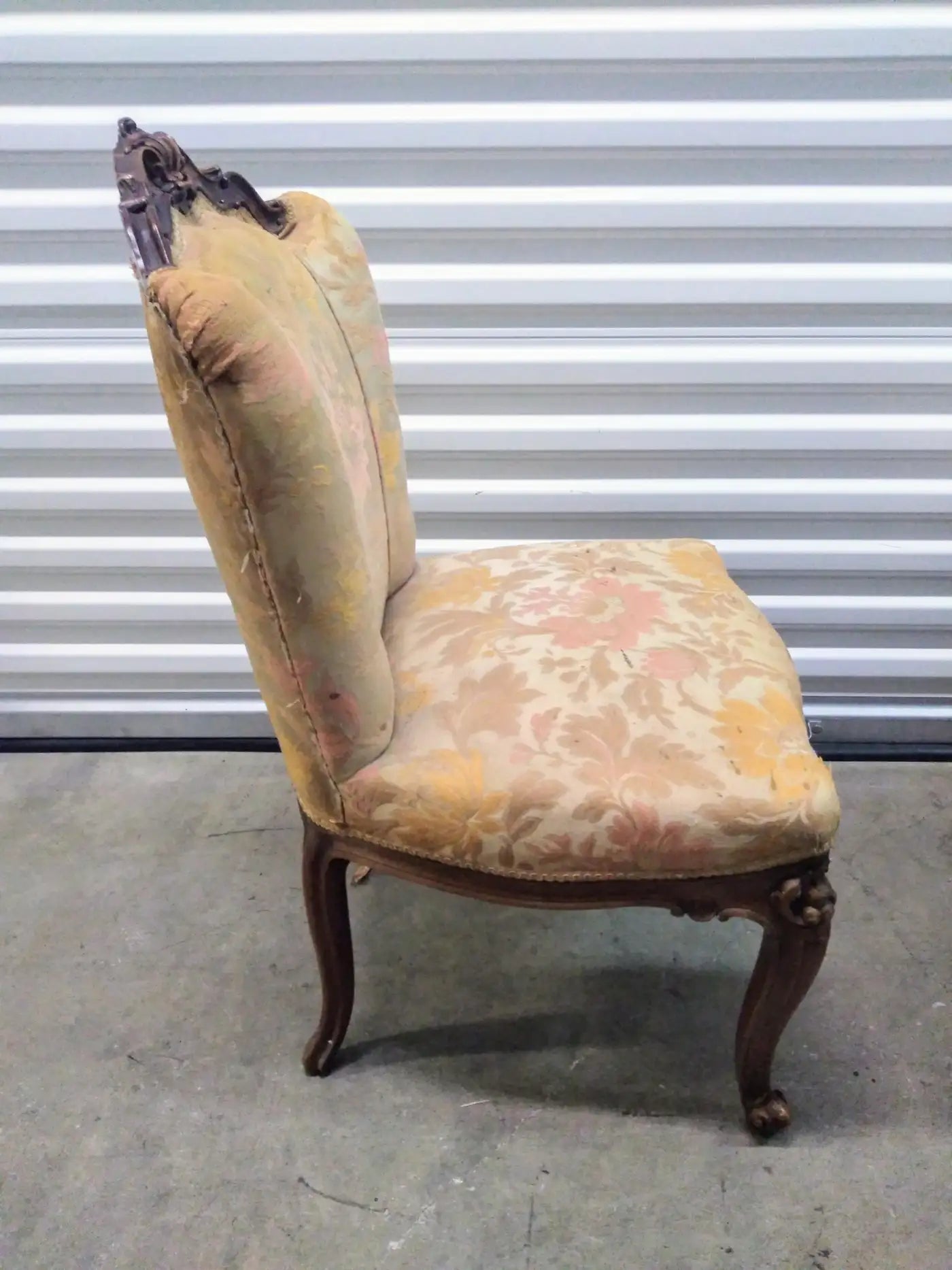 Pair of Early 19th Century Highly Carved Italian Slipper Chairs