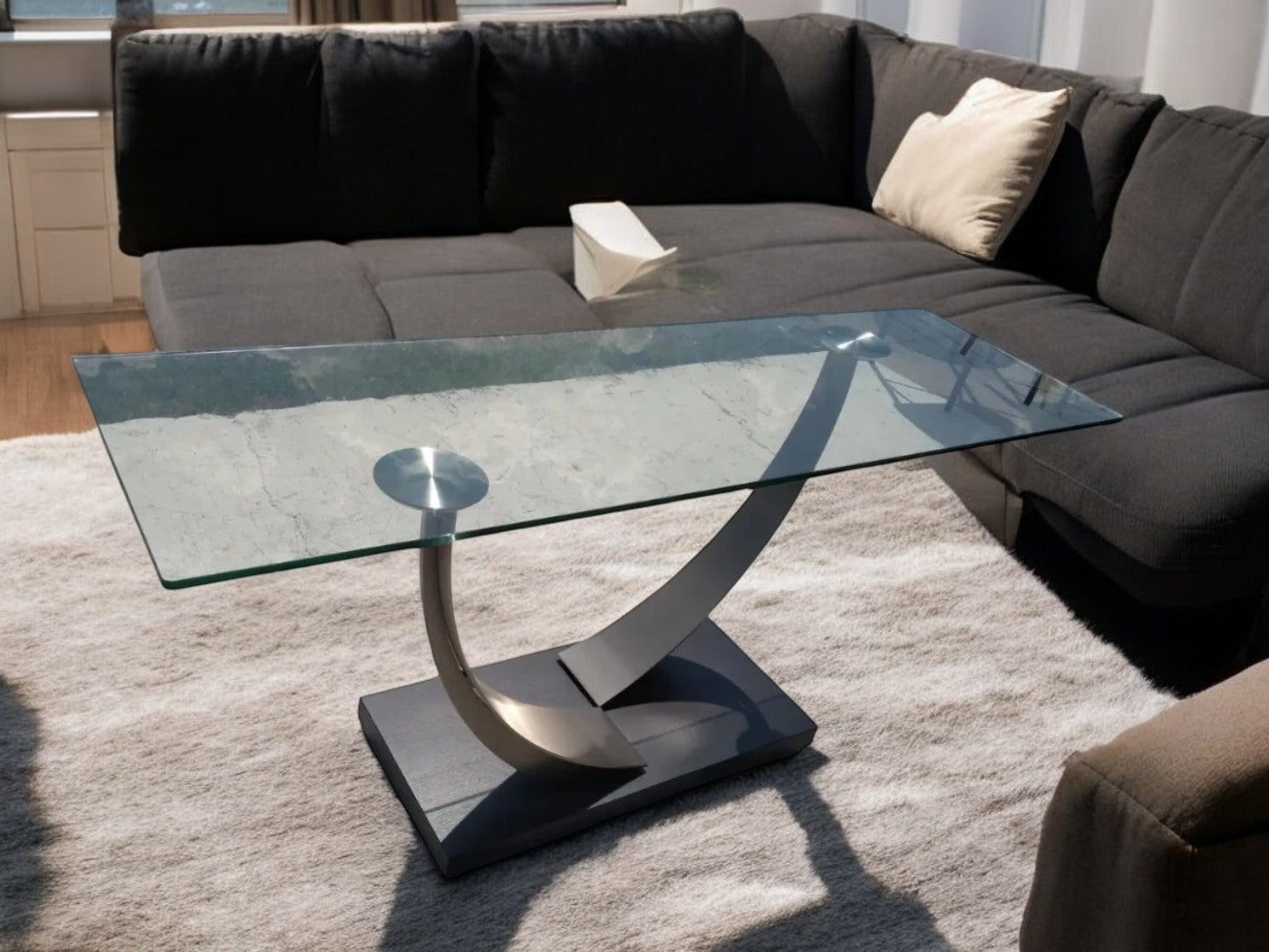 Elite Modern Tangent 265 Console Table