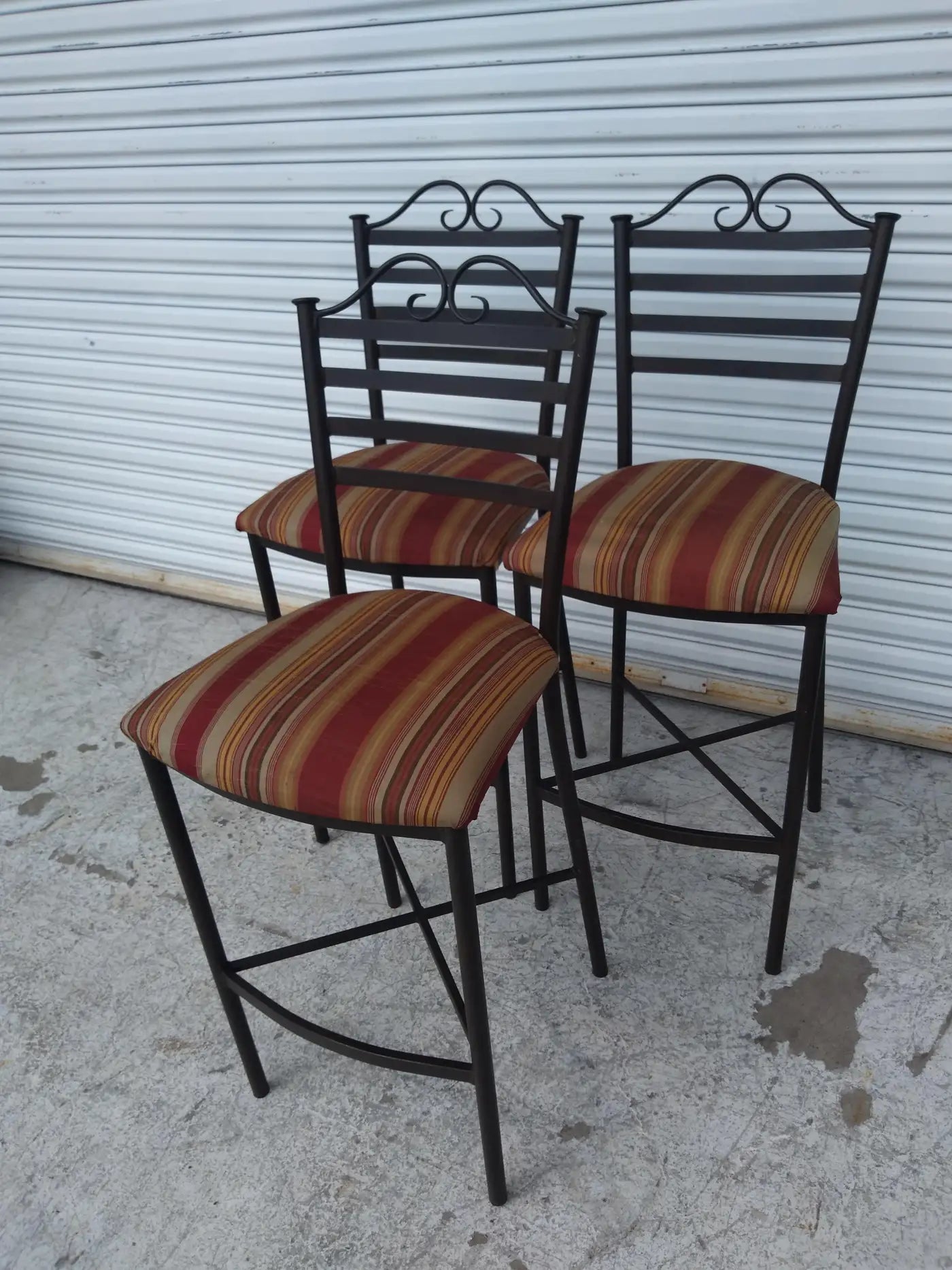 Set of 3 Metal Tempo Industries Barstools