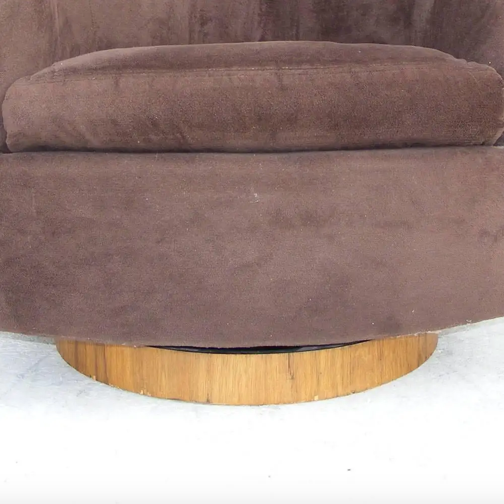 Vintage Mid Century Barrel Swivel Lounge Chair by Milo Baughman Thayer Coggin