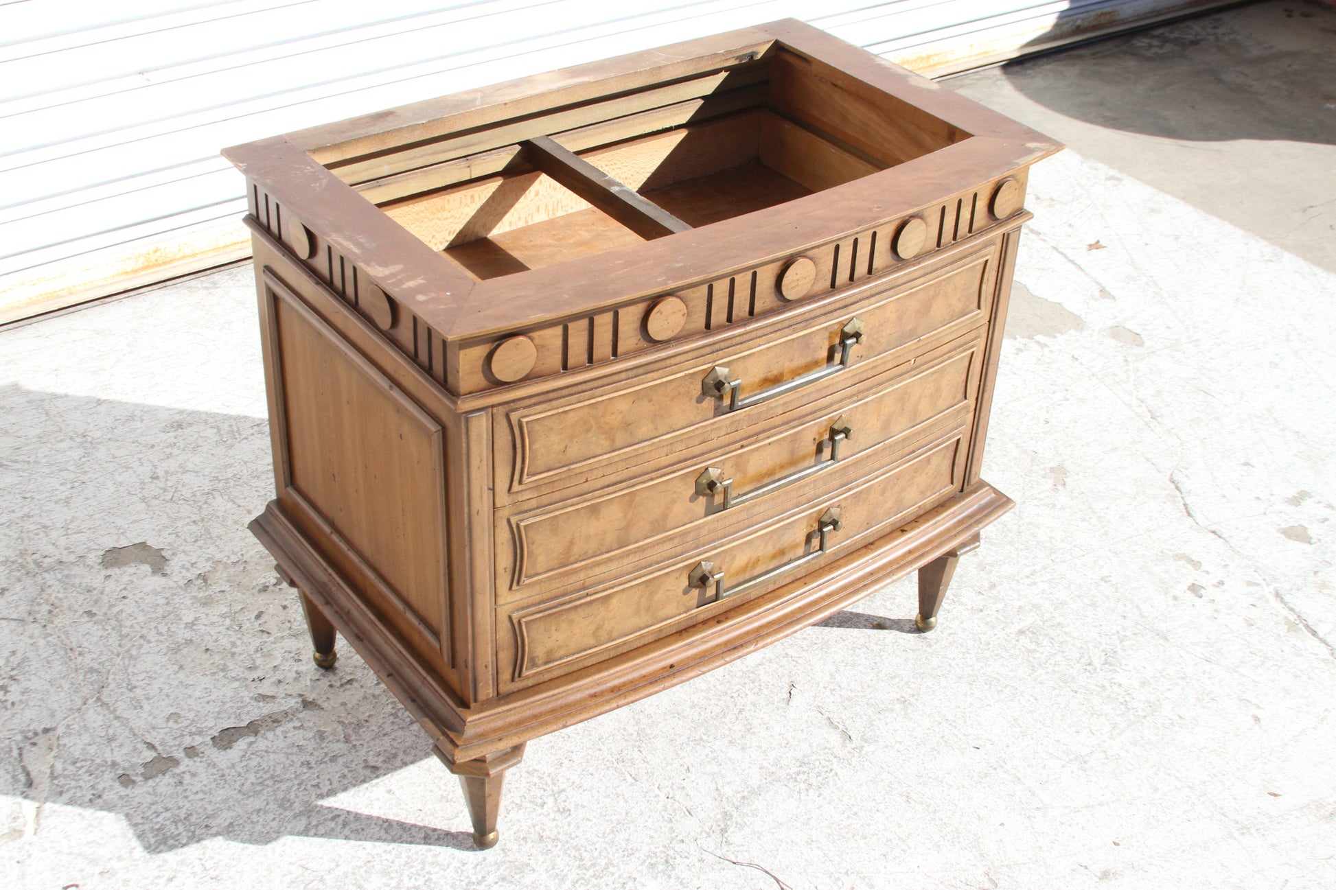 Indulge in the sophisticated charm of these modern nightstands, featuring luxurious Italian Travertine marble tops