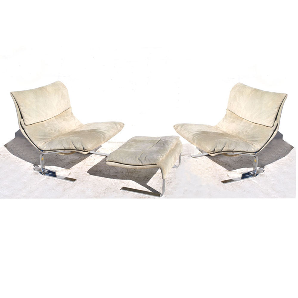 Pair of Mid Century Onda Lounge Chairs with One Ottoman by Giovanni Offredi for Saporetti