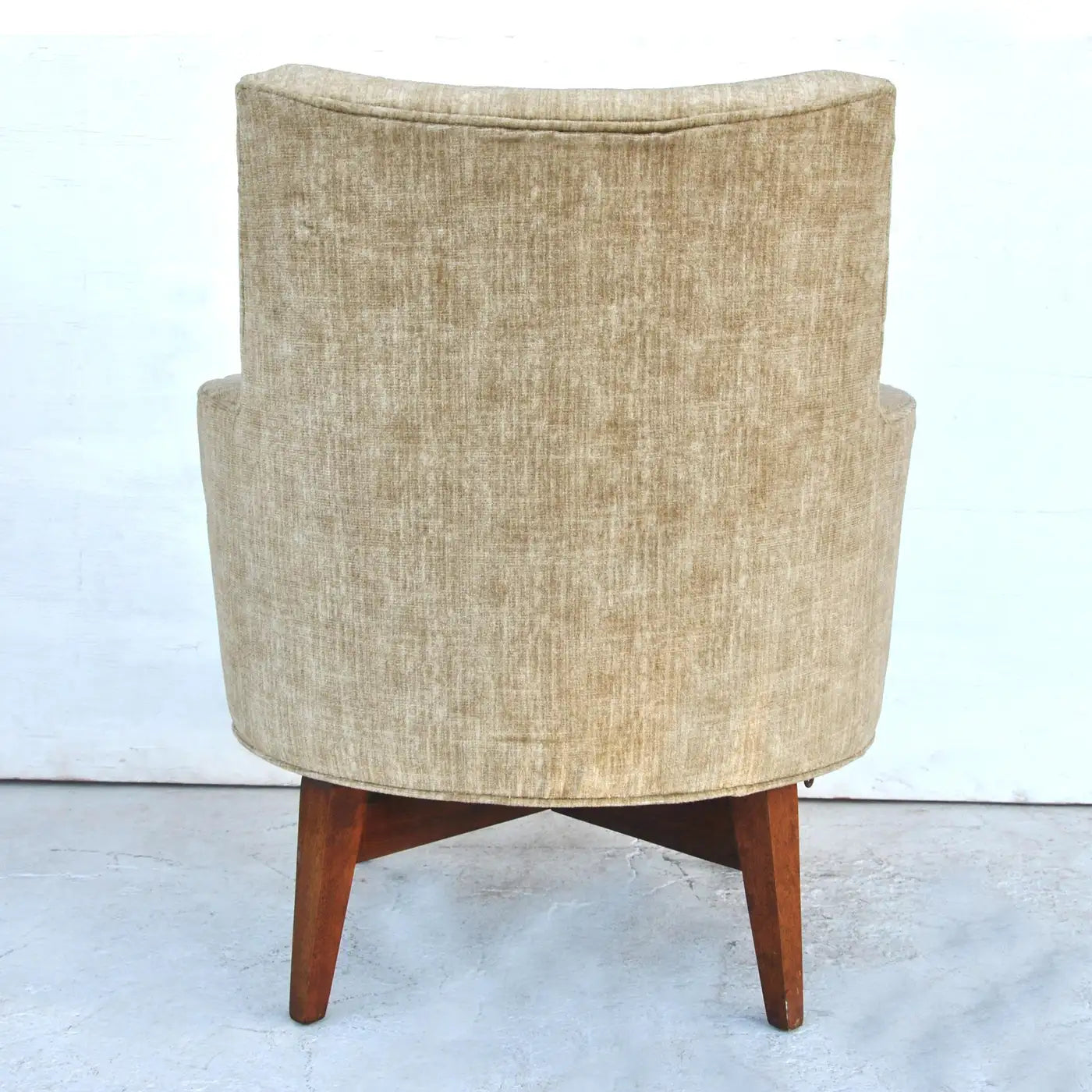 Mid Century Jens Risom Swivel Lounge Chair