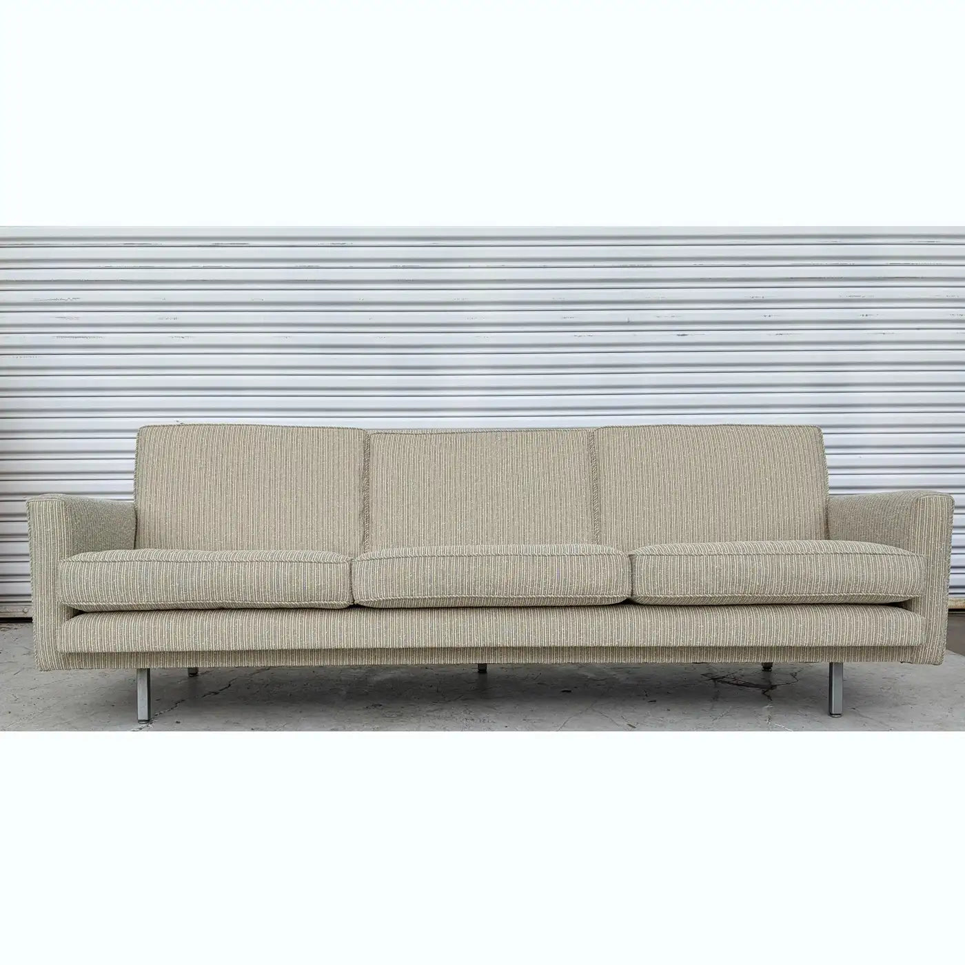 Sofa designed by George Nelson