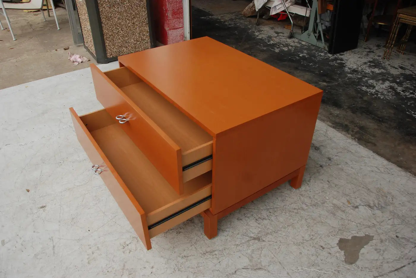 Ligne Roset Vivre dresser