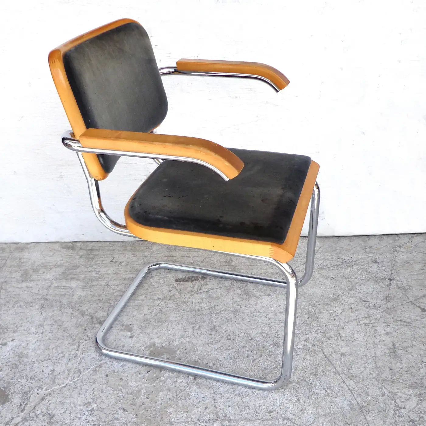 Set of 6 Thonet Cesca Chairs by Marcel Breuer