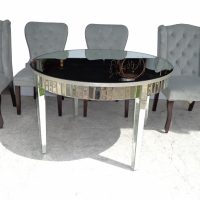 47.5″ Z Gallerie Mirrored Round Table with 4 Chairs