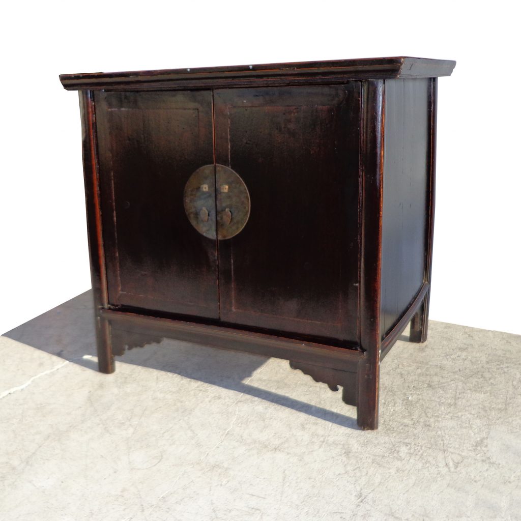 40″ Antique Chinese Black Lacquer Cabinet (MS10142)