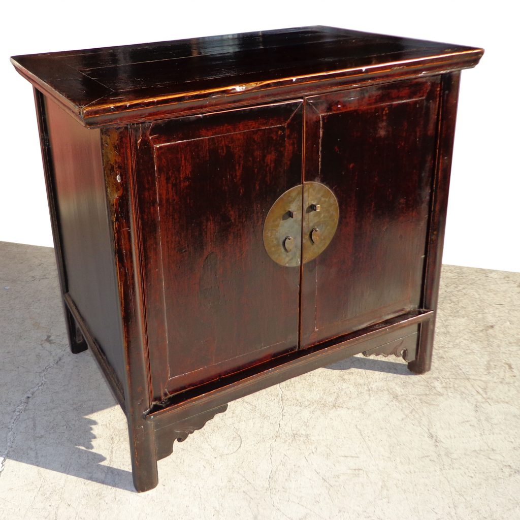 40″ Antique Chinese Black Lacquer Cabinet (MS10142)