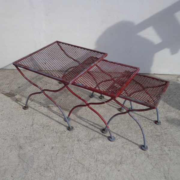 Set of Three Salterini Metal Outdoor Nesting Side Table (MS10190)