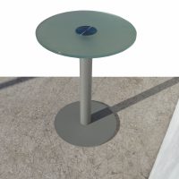 18″ Round Side Table