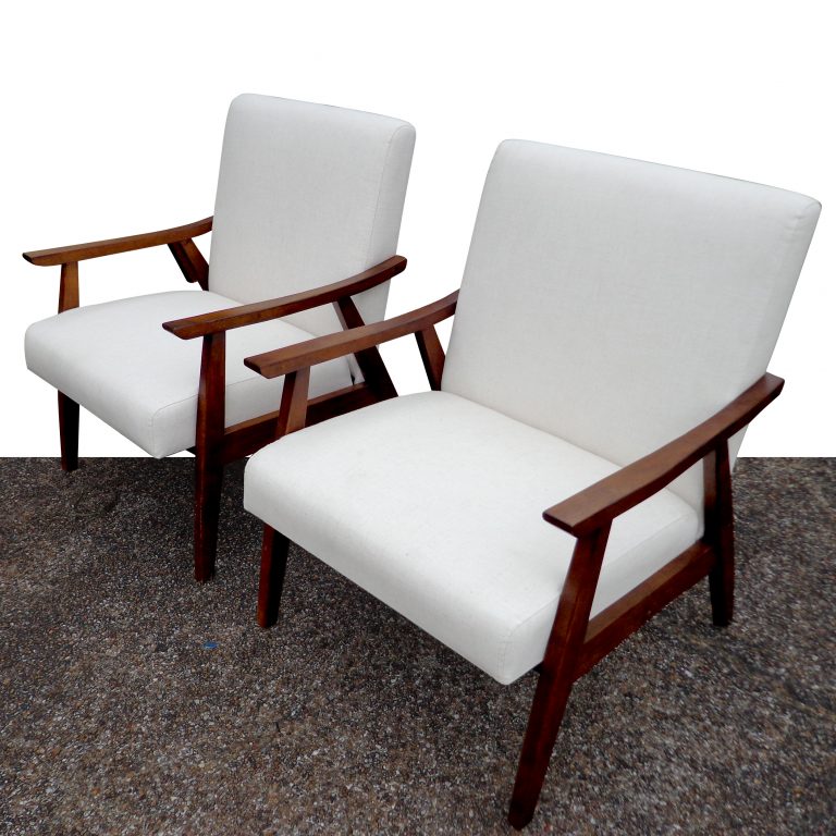 Pair of Lounge Chair