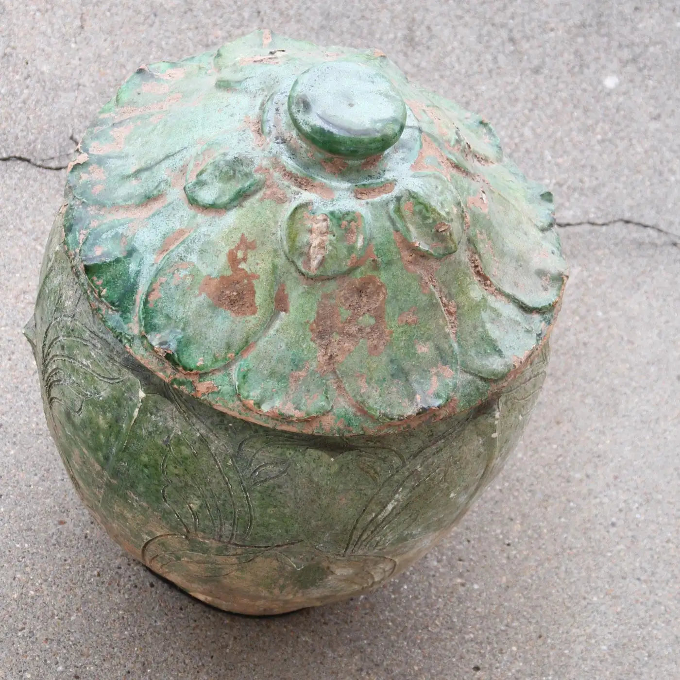 Chinese Offering Pot from the Yuan Dynasty