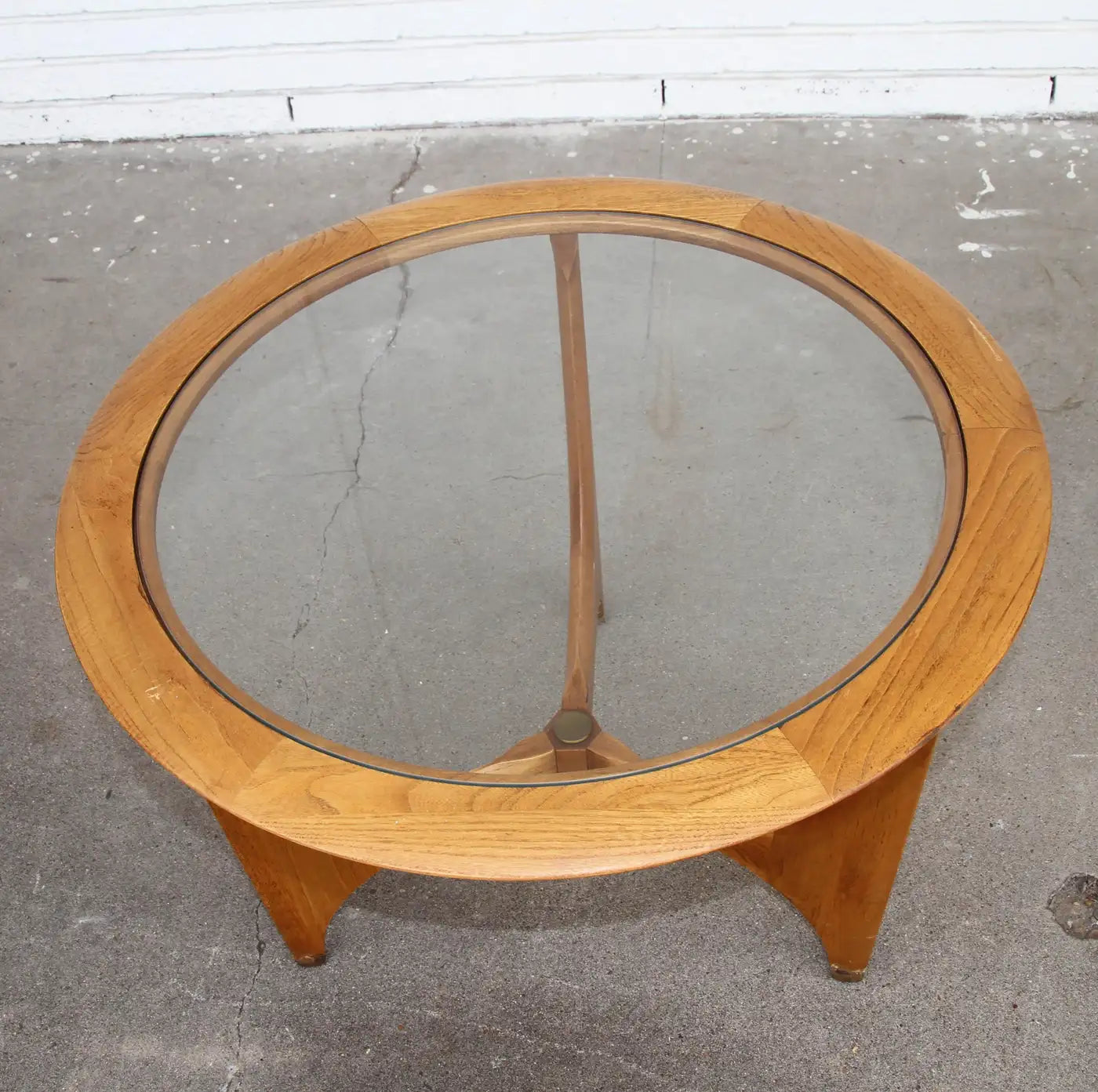 “Silhouette" Walnut Side Table by Lane, U.S.A, 1960s