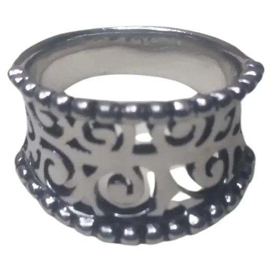 Sterling Silver Filligree Ring with Raised edge size 9