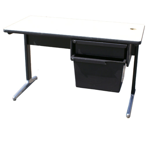 4ft Herman Miller Table Desk Designed by George Nelson