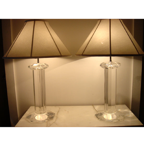 Pair of Mid Century Modern Octagonal Clear Acrylic Table Lamps (MR8281)