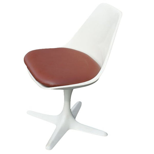 Eero Saarinen Side Chair, showcasing a streamlined profile, comfortable seating, and versatile use in dining rooms, offices, or cafes